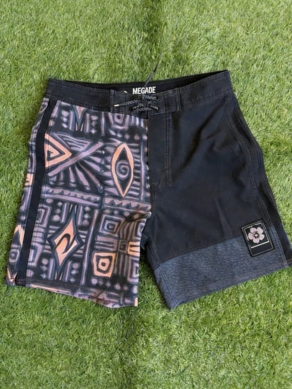 Rip Curl Boardshorts Mirage Faded Black Youth (?) Fits Mens Size 30 Surfwear